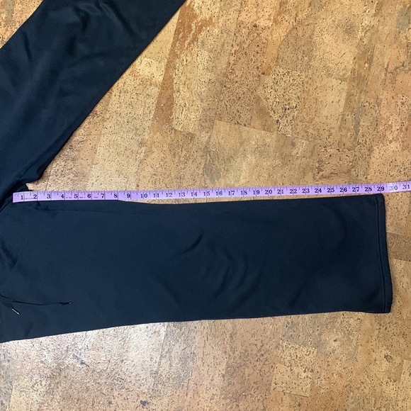 Under Armour Black Semi-Fitted Sweatpants  RN 96510 CA 41095 - Picture 4 of 4